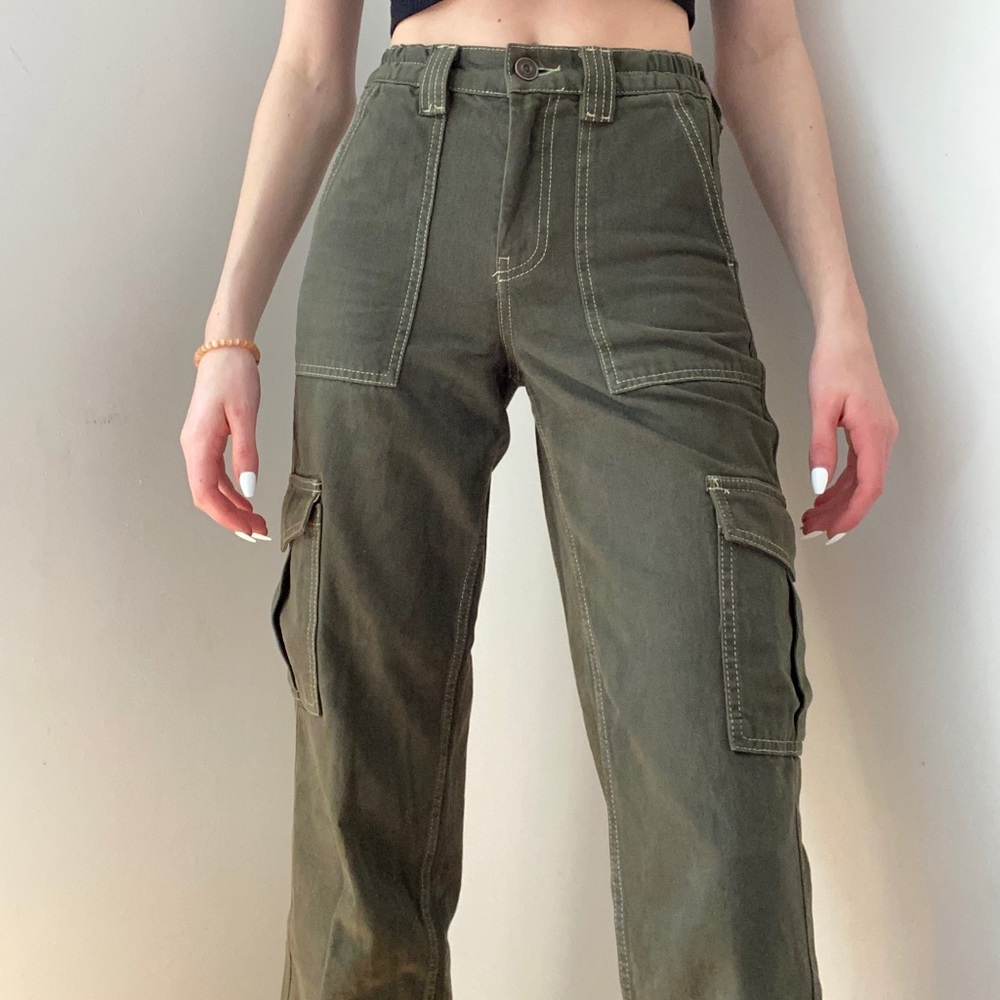 Army green cargo pants